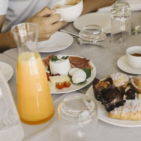 Hotell Palazzo Della Fontana 4*